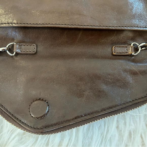 Hobo brown leather crossbody bag - Picture 11 of 16